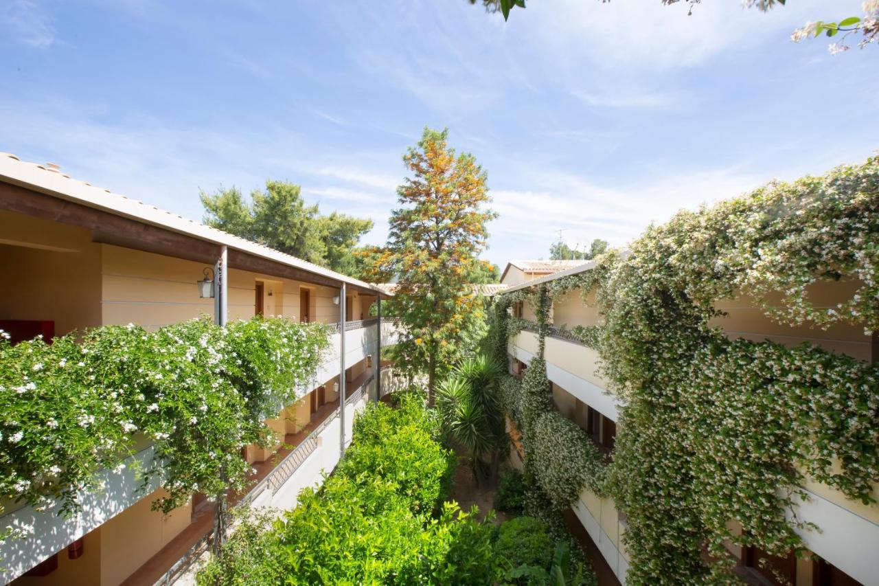 Negroponte Resort Eretria Exteriör bild