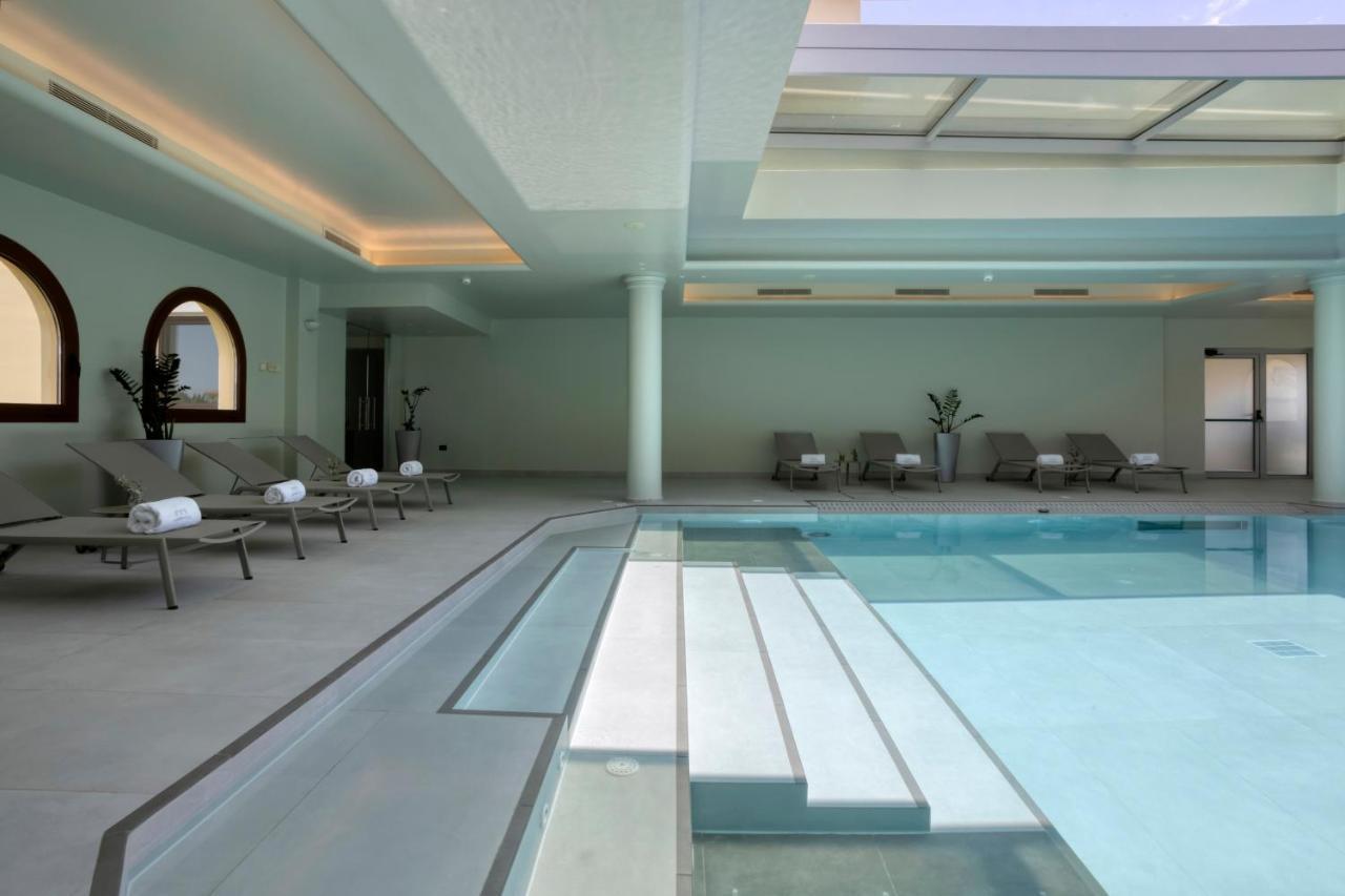 Negroponte Resort Eretria Exteriör bild